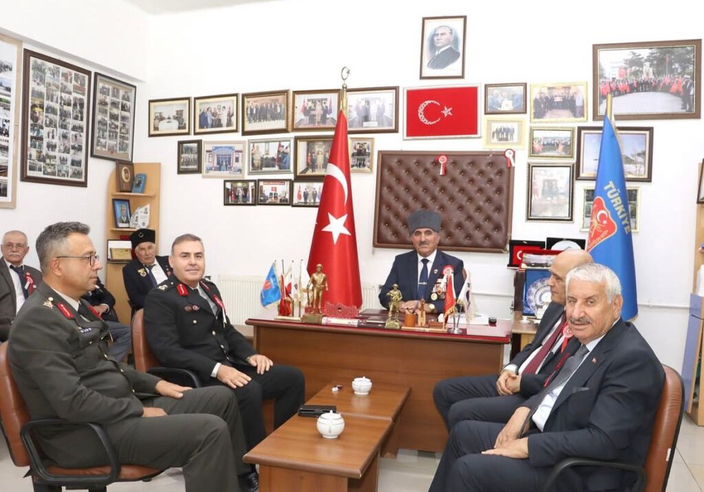 Mücahit Paşa’dan Muharip Gazilere ziyaret