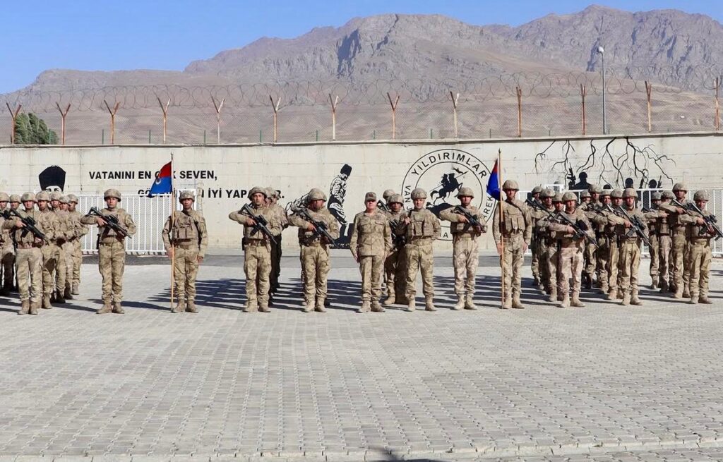 Tuğgeneral Mücahit Avkıran’dan Yıldırımlar Taburu’na ziyaret