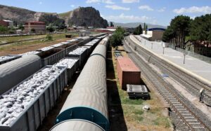 Başkan Takva: Van’ın kesintisiz demiryoluna ihtiyacı var