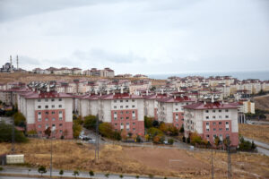 Van’da TOKİ aidatlarına fahiş zam!