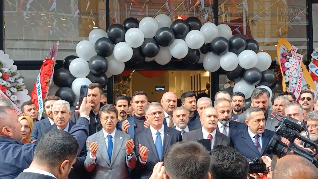 Paulmark, Van’da yoğun katılımla 3. Şubesini açtı