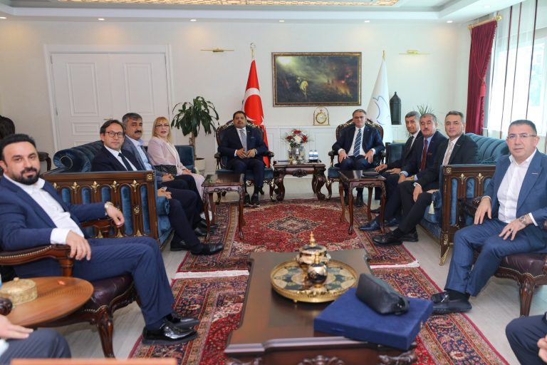 TÜRKONFED YÜRÜTME KURULU TOPLANTISI VAN’DA GERÇEKLEŞTİRİLDİ