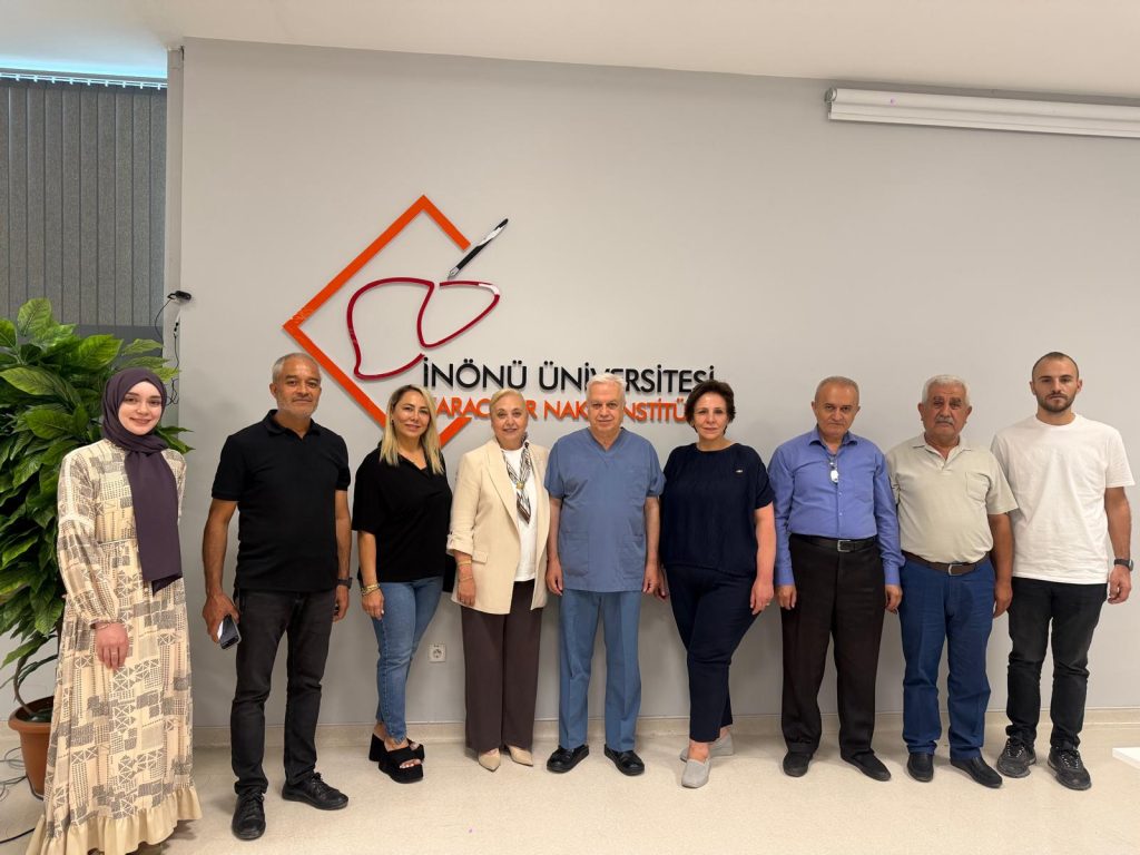 Çocukluk Arkadaşları Yıllar Sonra Aynı Masada Buluştu!