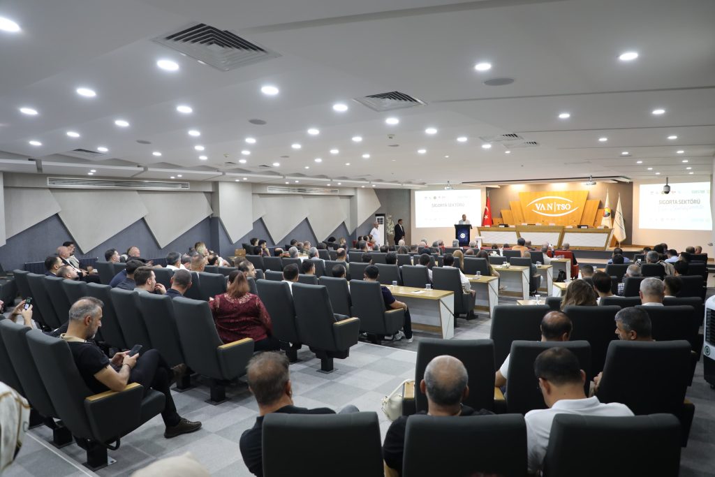 Sigorta sektörü Van TSO’da buluştu!