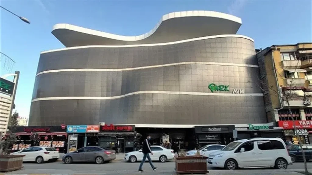 Van Mall AVM’deki iş yerleri satışta
